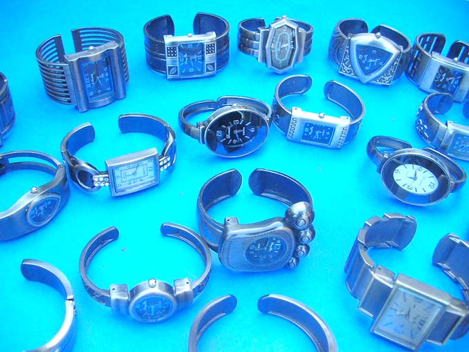 bangle-watches-bronze-80c