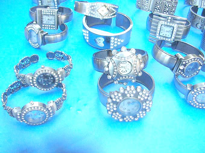 bangle-watches-bronze-80f