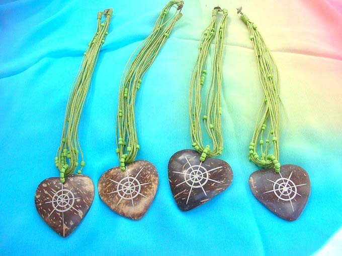 coconut-wood-necklaces-501