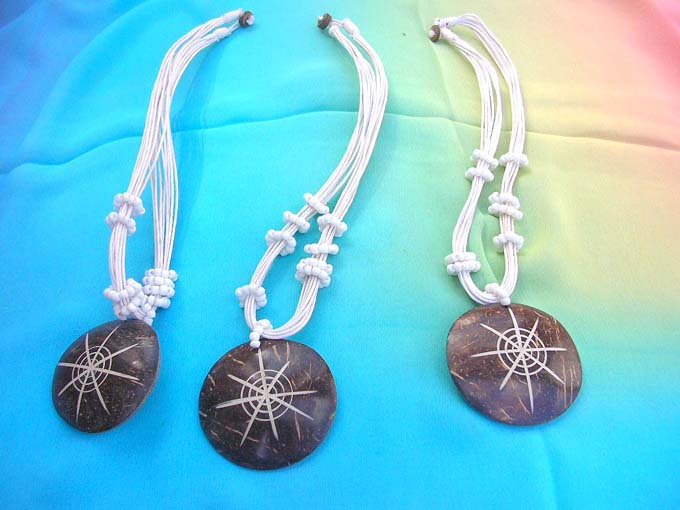 coconut-wood-necklaces-502