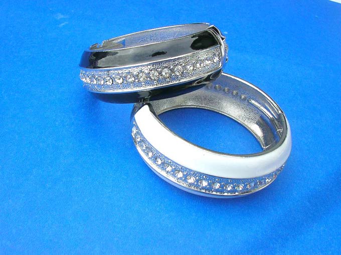 cz-enemal-wide-bangles