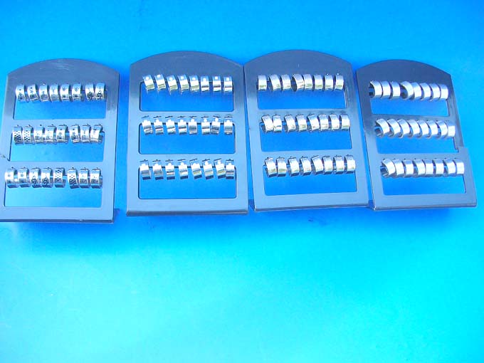 stainless-steel-huggies-60a