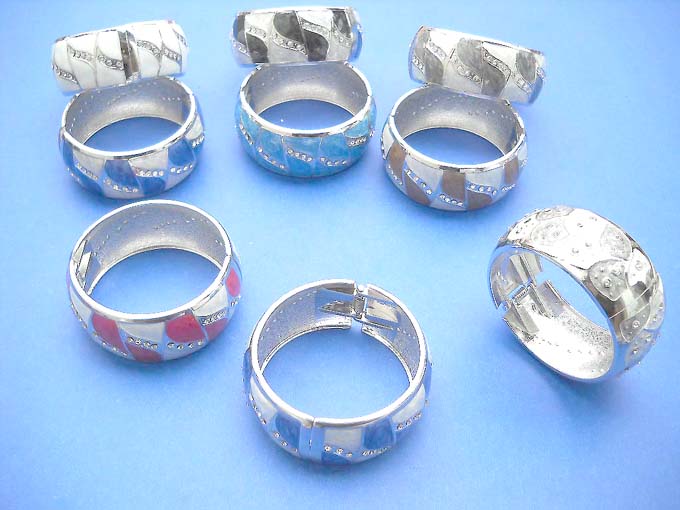 wide-enamel-cz-bangles-50
