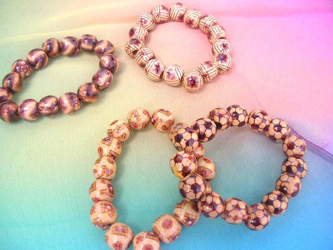 wood-beaded-bracelets-002