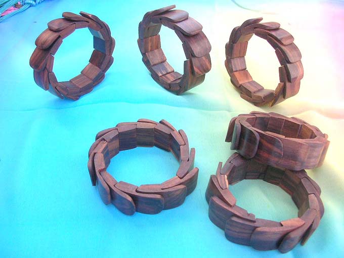 wood-bracelets-bali-001