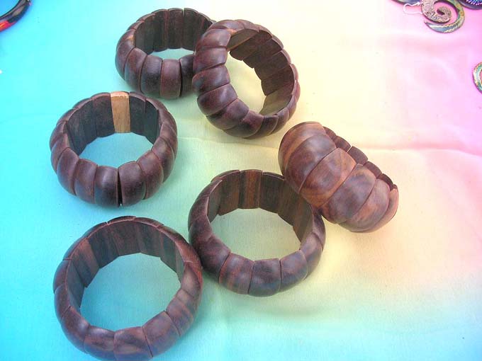 wood-bracelets-bali-002