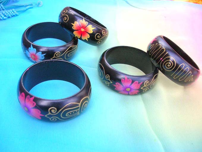 wooden-handpainting-bangles-201