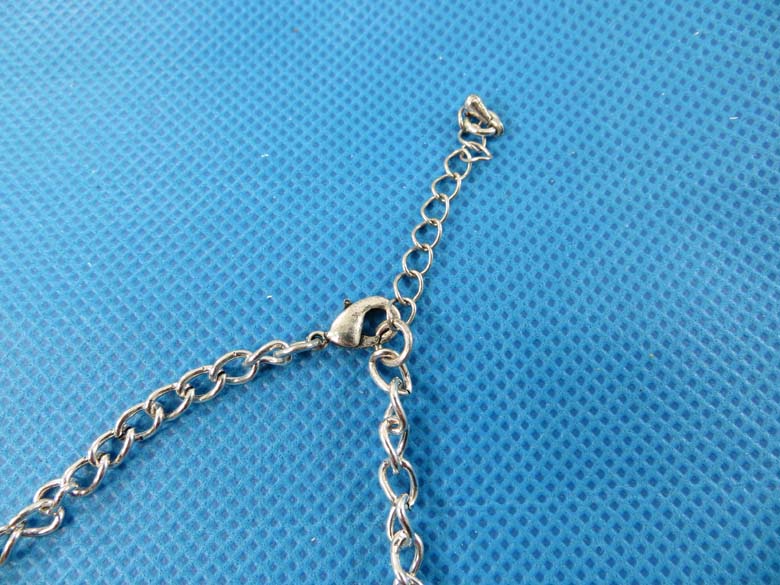 bib-necklaces-silver-tone-2m