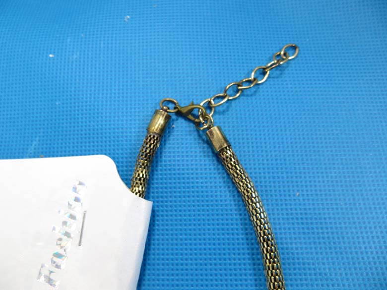 chuncky-vintage-retro-necklaces-20ai