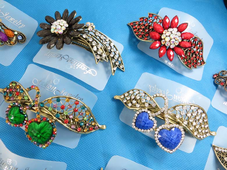 hair-barrette-rhinestone-crystal-retro-3d