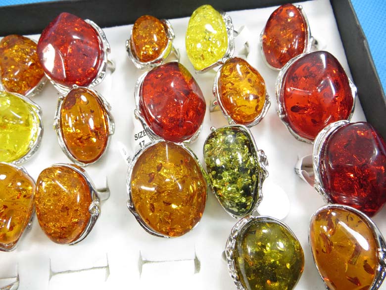 imitation-amber-chunky-ring-3c
