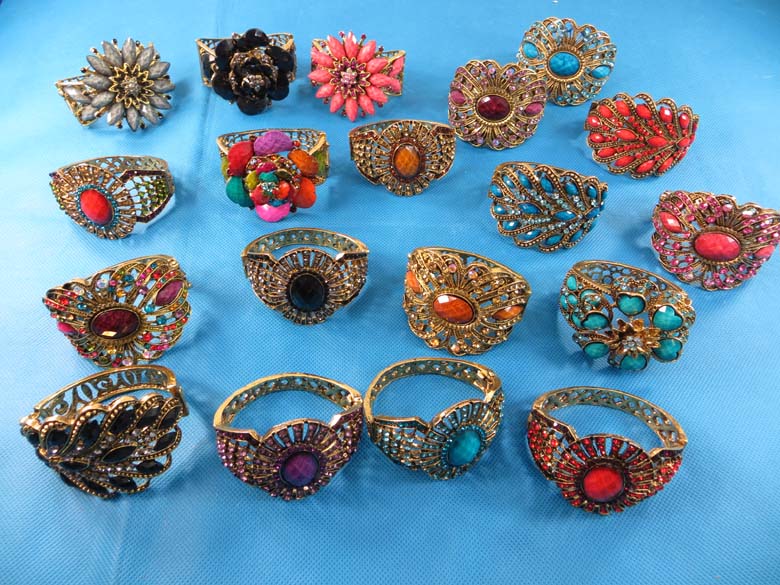 retro-antique-crystal-faux-gem-bangle-bracelets-7p