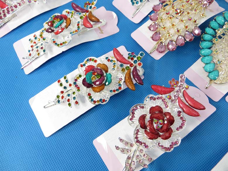 retro-crystal-rhinestone-hair-clip-20k