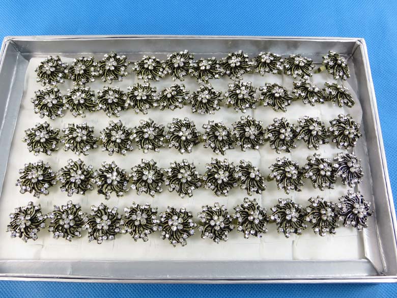 ring-antique-flower-clear-crystal-9a