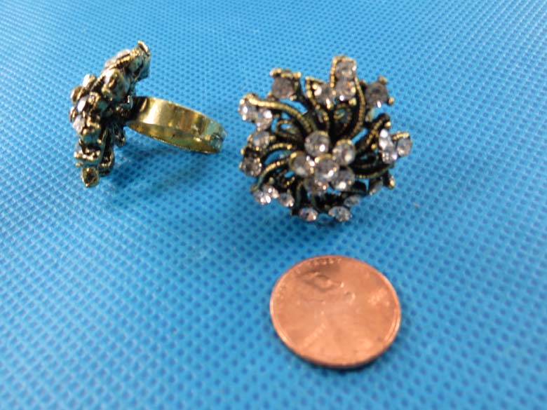 ring-antique-flower-clear-crystal-9c