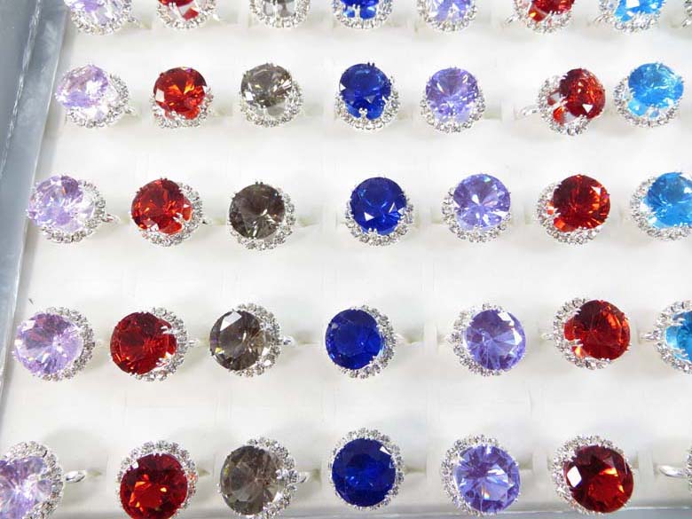 ring-cz-round-shape-14b