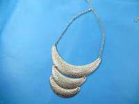 bib-necklaces-silver-tone-2h