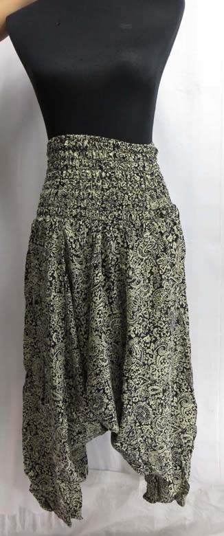 c127-harem-pants-romper-with-print-a