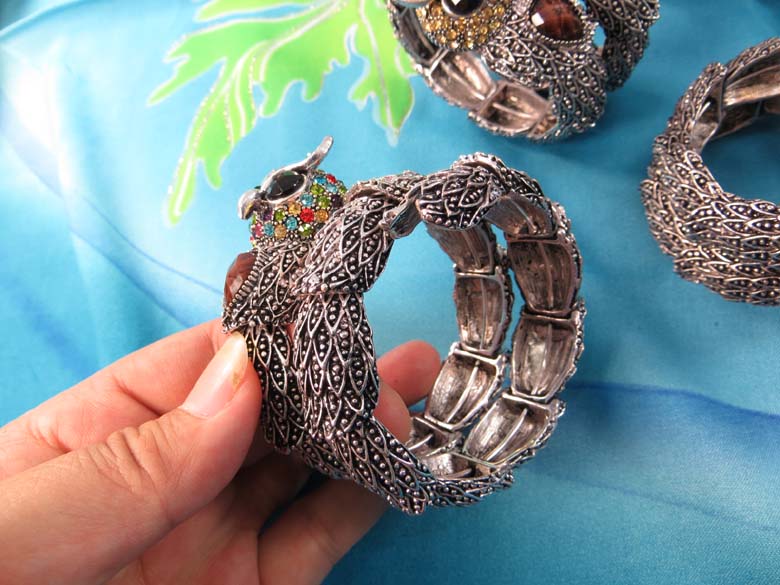 owl-wrapping-bangle-3g