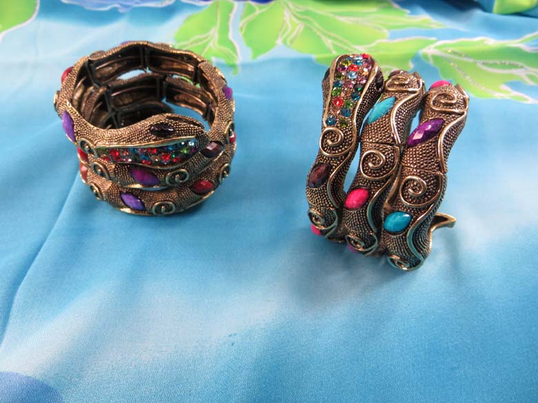 snake-wrap-bangle-9a