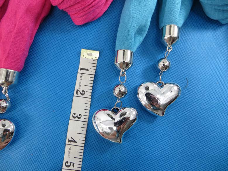 double-pendants-necklace-scarf-83i