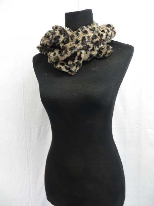 faux-fur-neck-warmer-149c