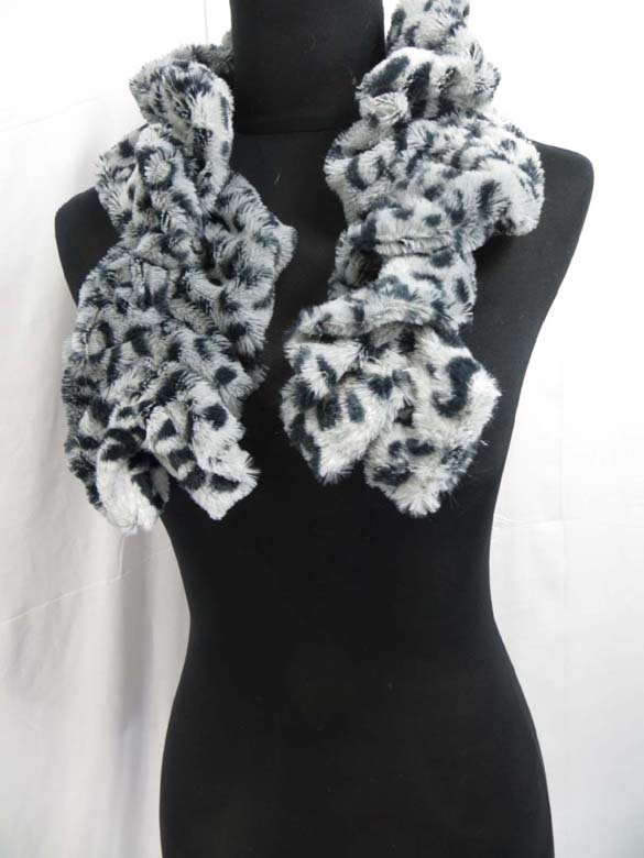 faux-fur-neck-warmer-149e