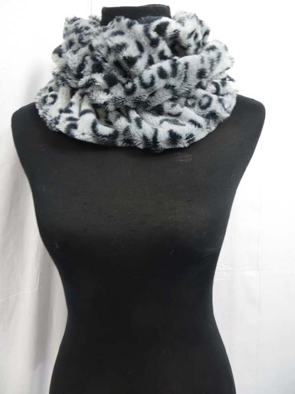 faux-fur-neck-warmer-149f