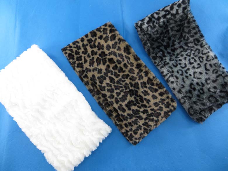 fuzzy-circle-neckwarmer-scarf-126a