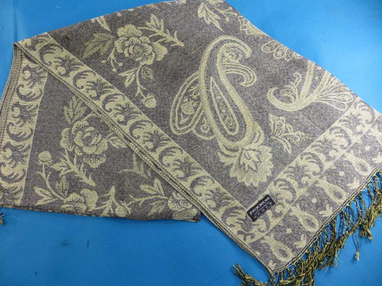 pashmina-shawl-scarf-130c