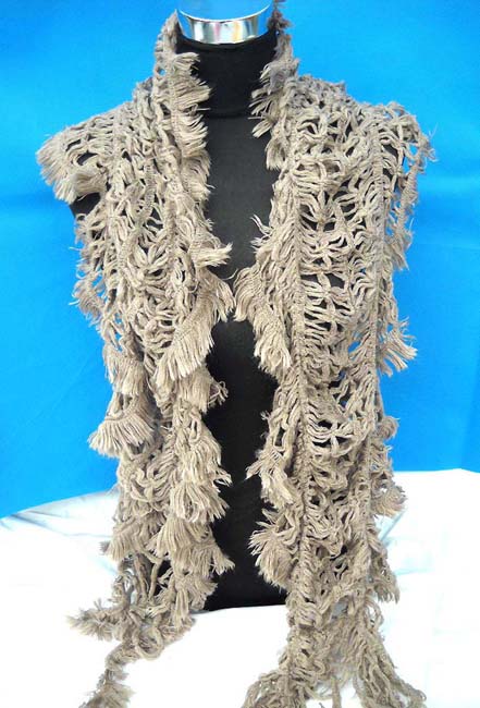 Soft and sleek acrylic scarf with irregular shape feather like edges