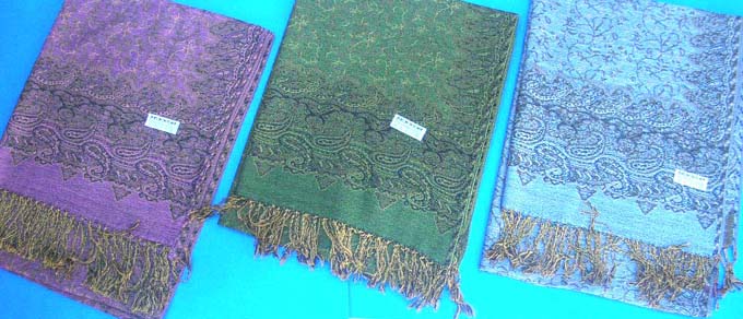 neck scarf wool pashmina wraps in small paisley designs
