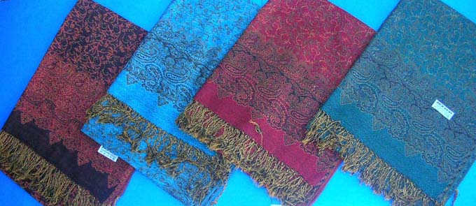 neck scarf wool pashmina wraps in small paisley designs