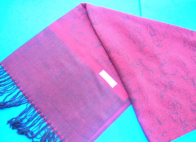 light paisley on solid background pashmina silk shawls and wool scarves stoles