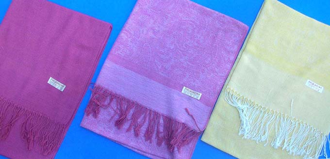 light paisley on solid background pashmina silk shawls and wool scarves stoles