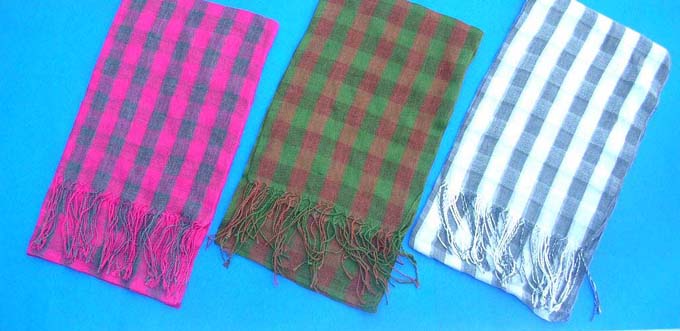 polyester cotton like thin shawl in checker designs