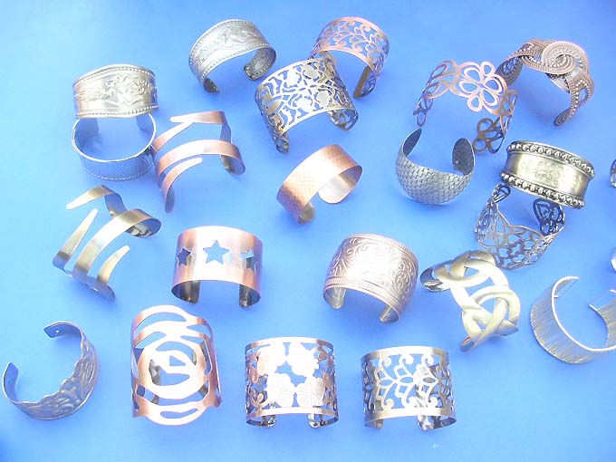 antique-style-bangle-bracelets-100g