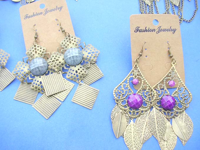 antique-style-earrings-8h