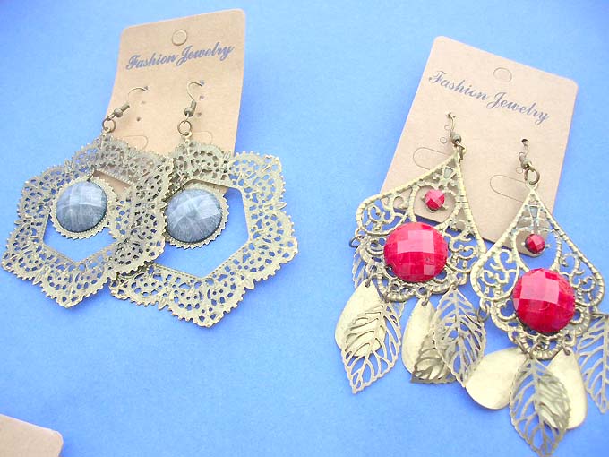 antique-style-earrings-9i