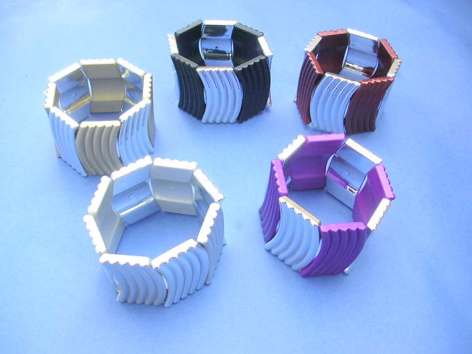 costume-bracelets-chunky-1a