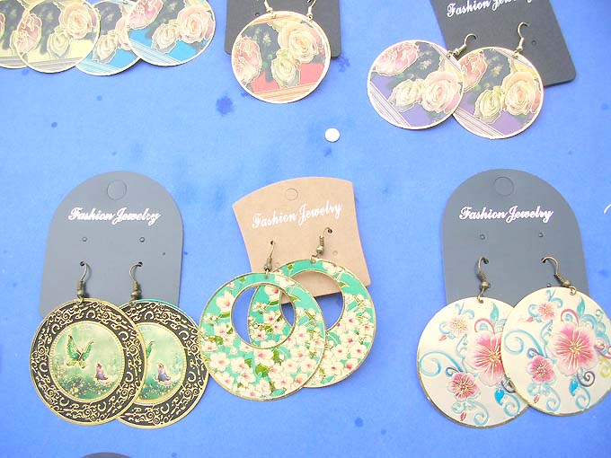 fashion-earrings-102c