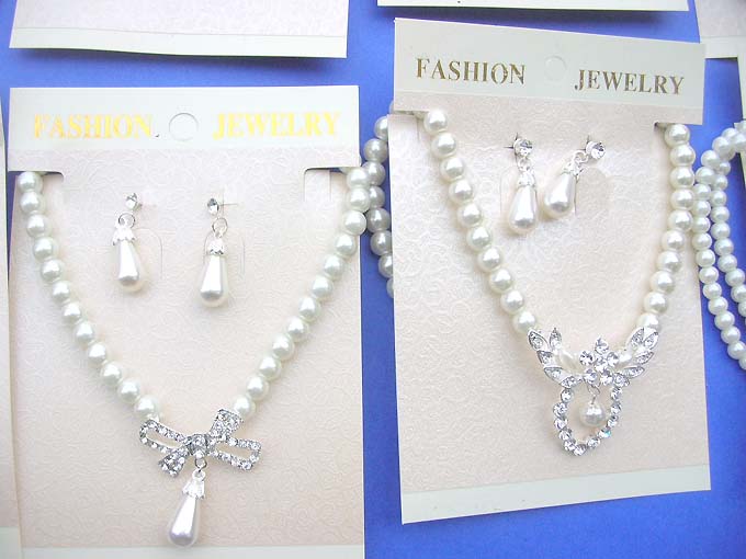 faux-pearl-jewelryset-2f-necklace-earring