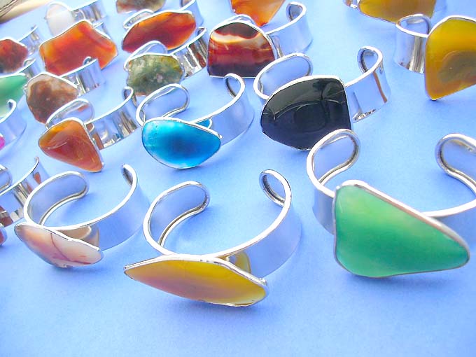 gemstone-cuff-100b