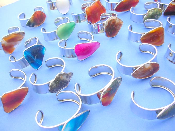 gemstone-cuff-100d