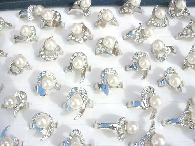 ring-jewelry-101b