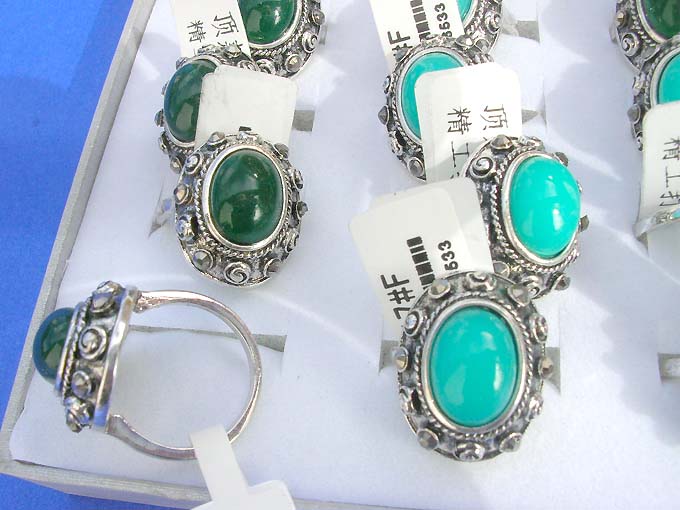 ring-jewelry-106b
