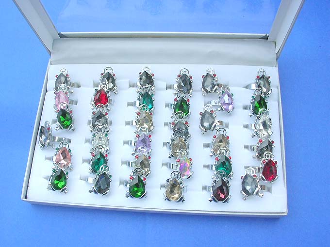 ring-jewelry-108