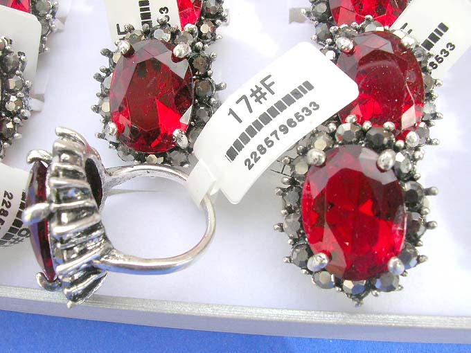 ring-jewelry-109b