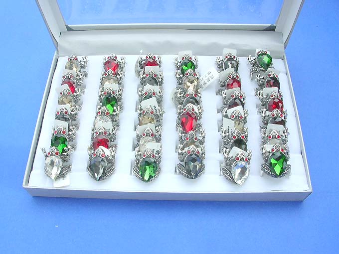 ring-jewelry-110
