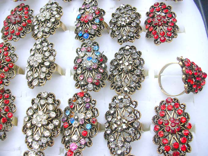 ring-jewelry-111b